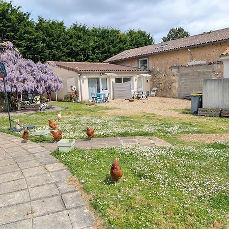 Bel Appartement T2 Climatise Avec Piscine Poitiers-Futuroscope-Creps De Poitiers Vouneuil-sous-Biard ภายนอก รูปภาพ