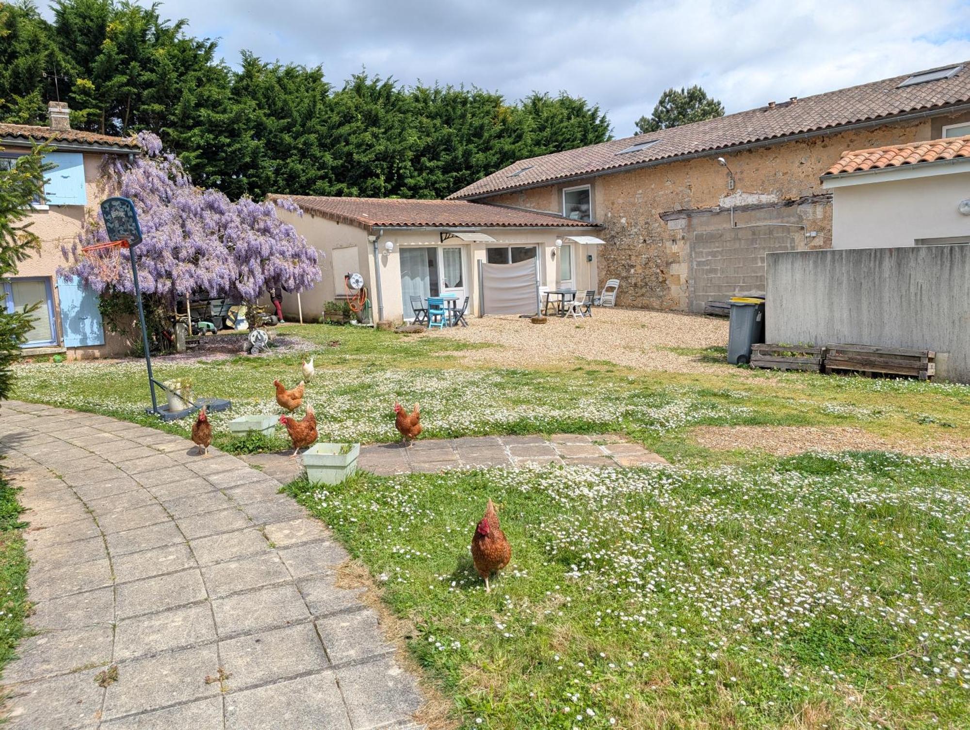Bel Appartement T2 Climatise Avec Piscine Poitiers-Futuroscope-Creps De Poitiers Vouneuil-sous-Biard ภายนอก รูปภาพ